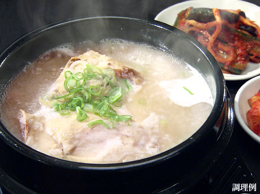 韓国宮廷料理　参鶏湯セット